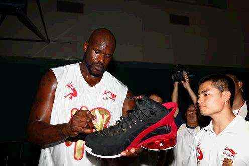 半场：马竞1-1莱万特，德拉富恩特乌龙，马努-桑切斯破旧主（上半场：马竞与莱万特战成1-1，德拉富恩特送出乌龙，马努-桑切斯反戈旧主）