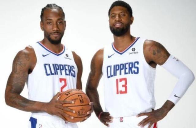 意媒：米兰和切尔西关注雷恩18岁高中锋梅特（意媒：米兰、切尔西盯上雷恩18岁高大型中锋梅特）