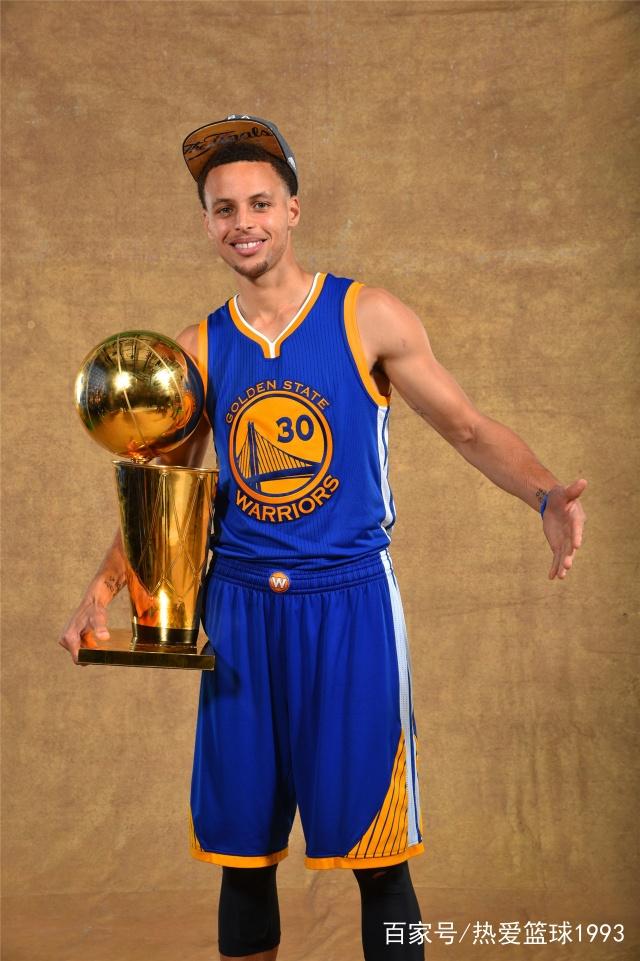 J联赛名哨今村义朗宣布退役，曾因漏判迭戈暴力犯规被停哨（J联赛名裁判今村义朗挂哨退役，曾因漏判迭戈暴力犯规遭停哨处罚）