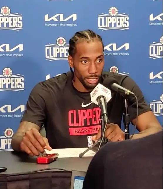 美媒预测本赛季入选全明星概率：里夫斯73%，詹姆斯69%（美媒给出本季全明星入选概率：里夫斯73%，詹姆斯69%）