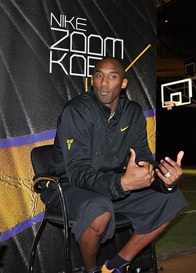 上海海港中超三连冠，但含金量极低，山东泰山明年是最大夺冠热门（上海海港中超三连冠成色不佳，山东泰山被看好为明年夺冠头号热门）