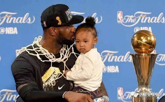 若日尼奥代表弗拉门戈赢下南美解放者杯，生涯再添重要冠军（若日尼奥随弗拉门戈夺得南美解放者杯，职业生涯再添重磅冠军）